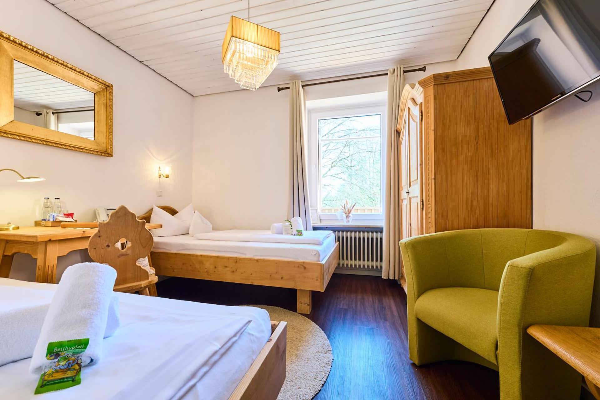 Waldgasthof Buchenhain Hotel 3*