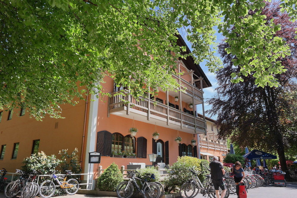 Waldgasthof Buchenhain Hotel 3*