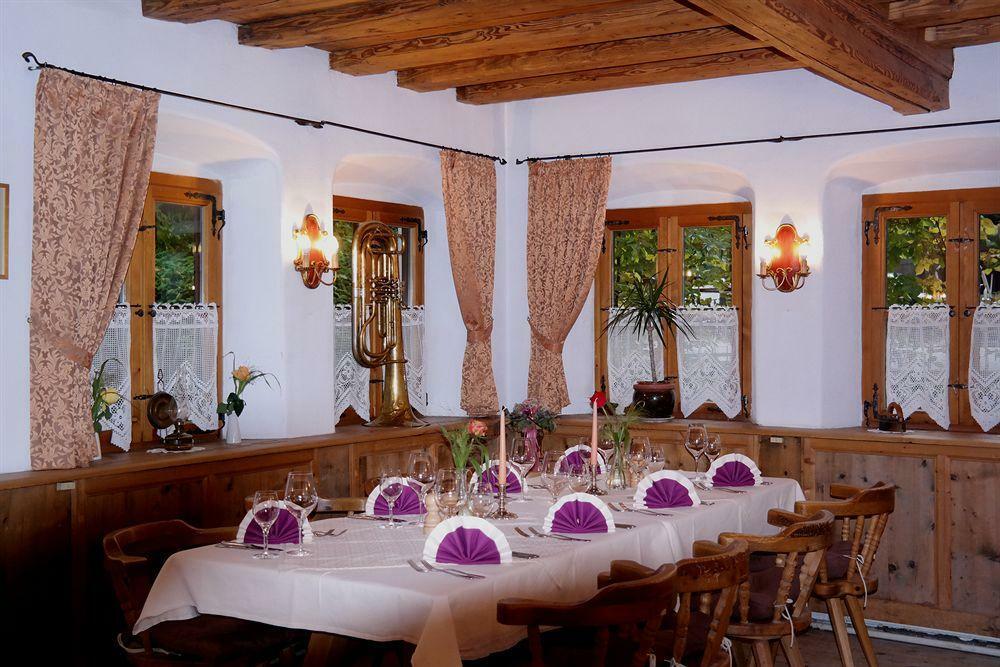 Hotel Waldgasthof Buchenhain 3*